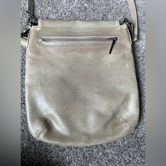 Mat and Nat purse - Picture 9 of 9